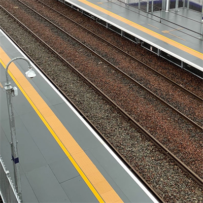 Plataforma Ferroviaria de PRFV