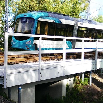 Barandilla ferroviaria de PRFV