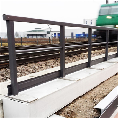Barandilla ferroviaria de PRFV