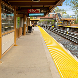 Plataforma ferroviaria de PRFV